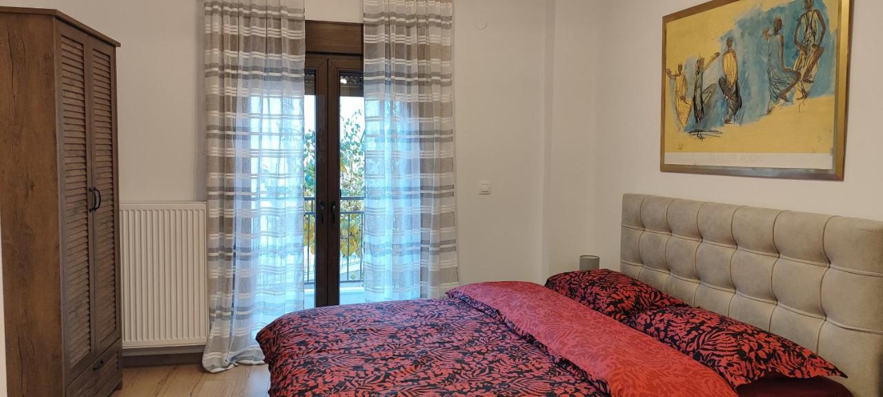 La Maisonette, Florina Center 外观 照片