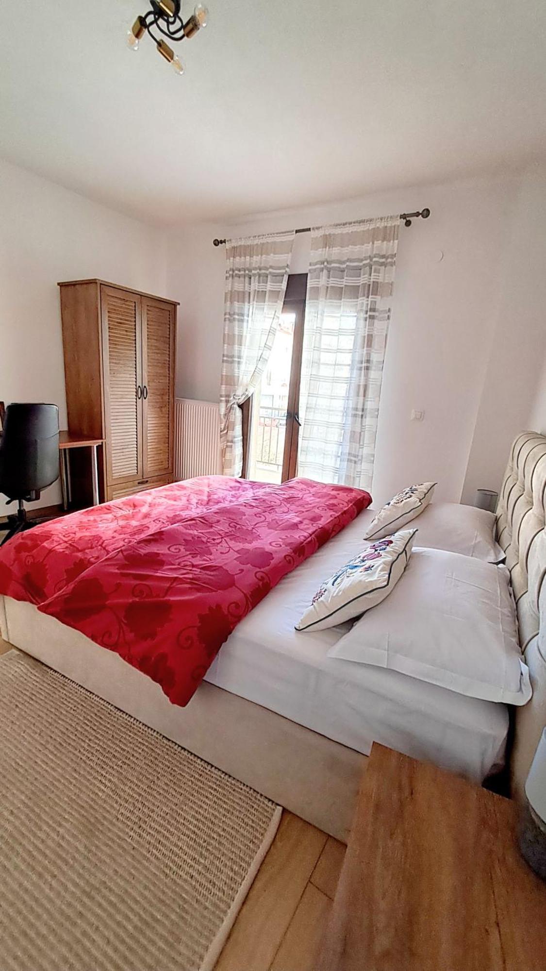 La Maisonette, Florina Center 外观 照片