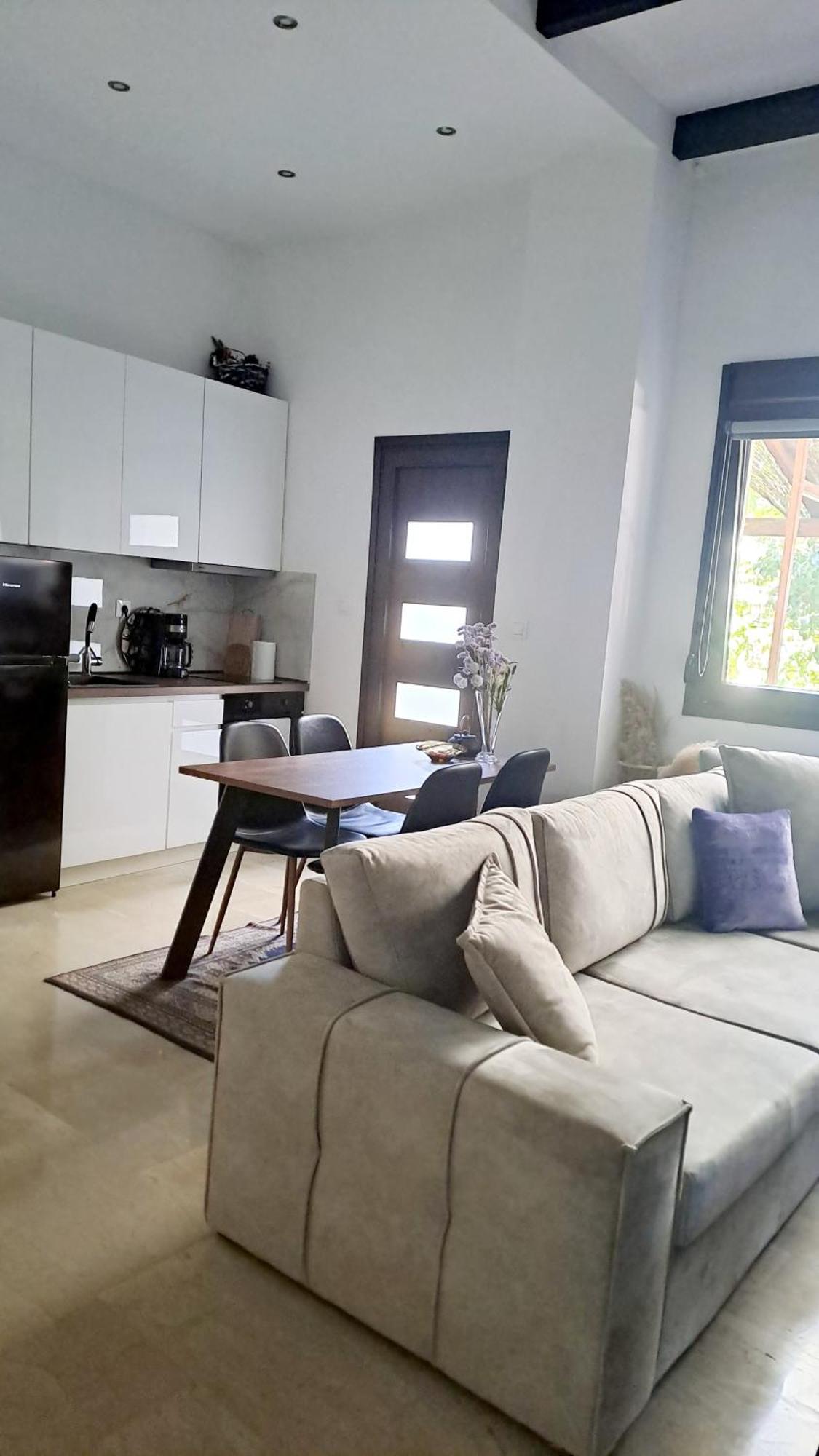 La Maisonette, Florina Center 外观 照片