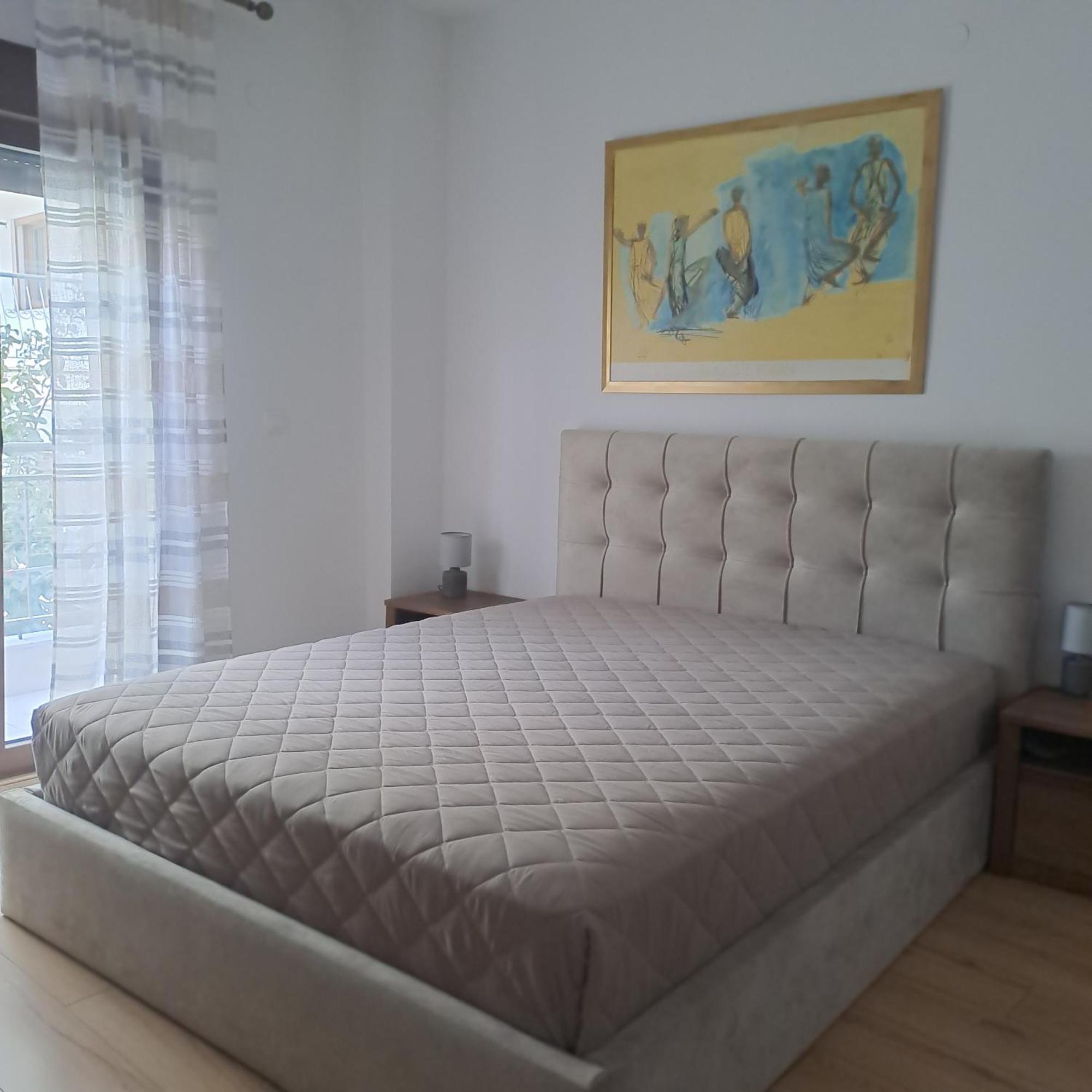 La Maisonette, Florina Center 外观 照片