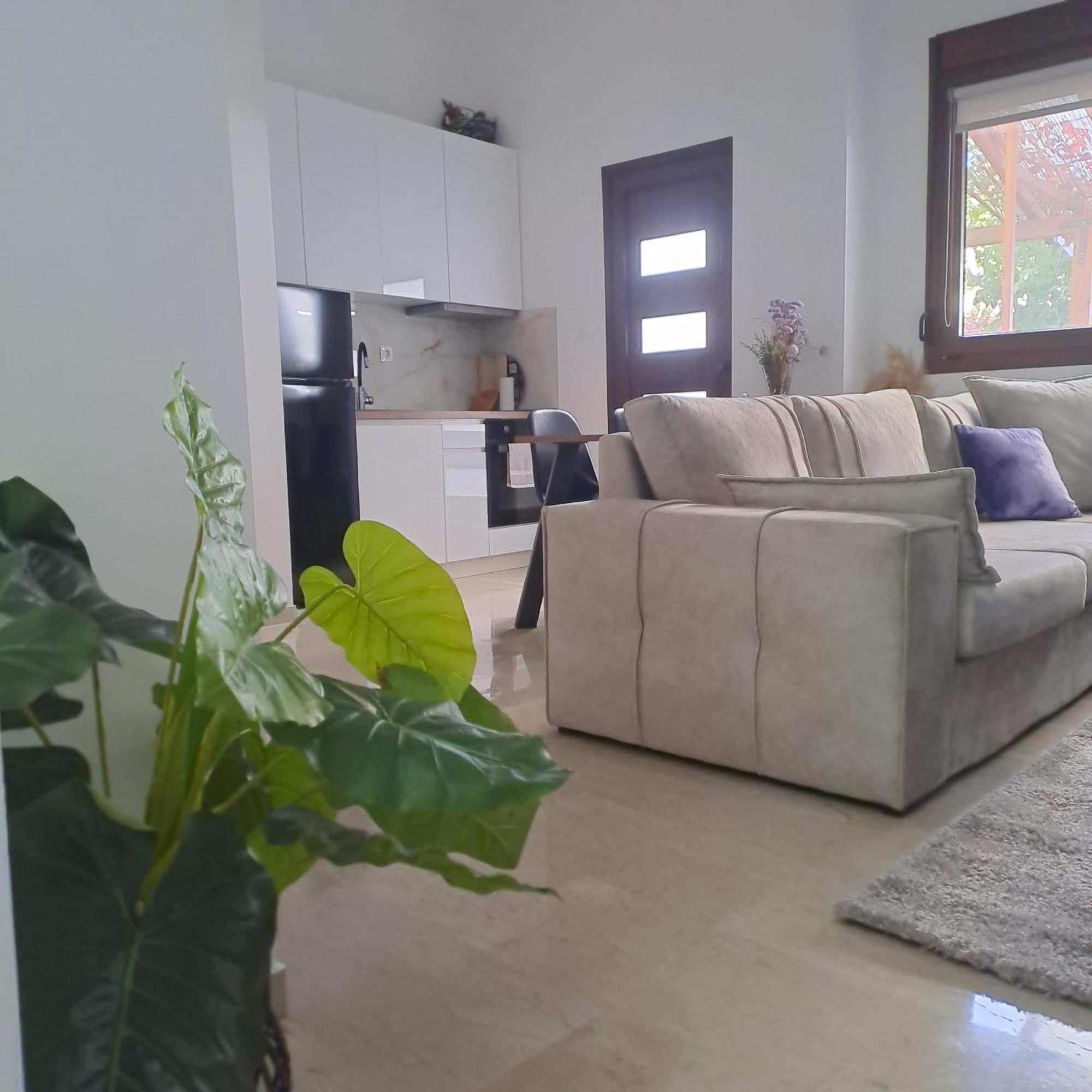 La Maisonette, Florina Center 外观 照片